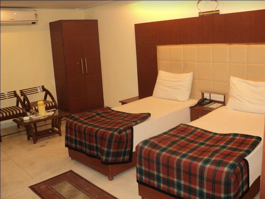 Hotel Swagat Palace Bhiwadi Exteriér fotografie